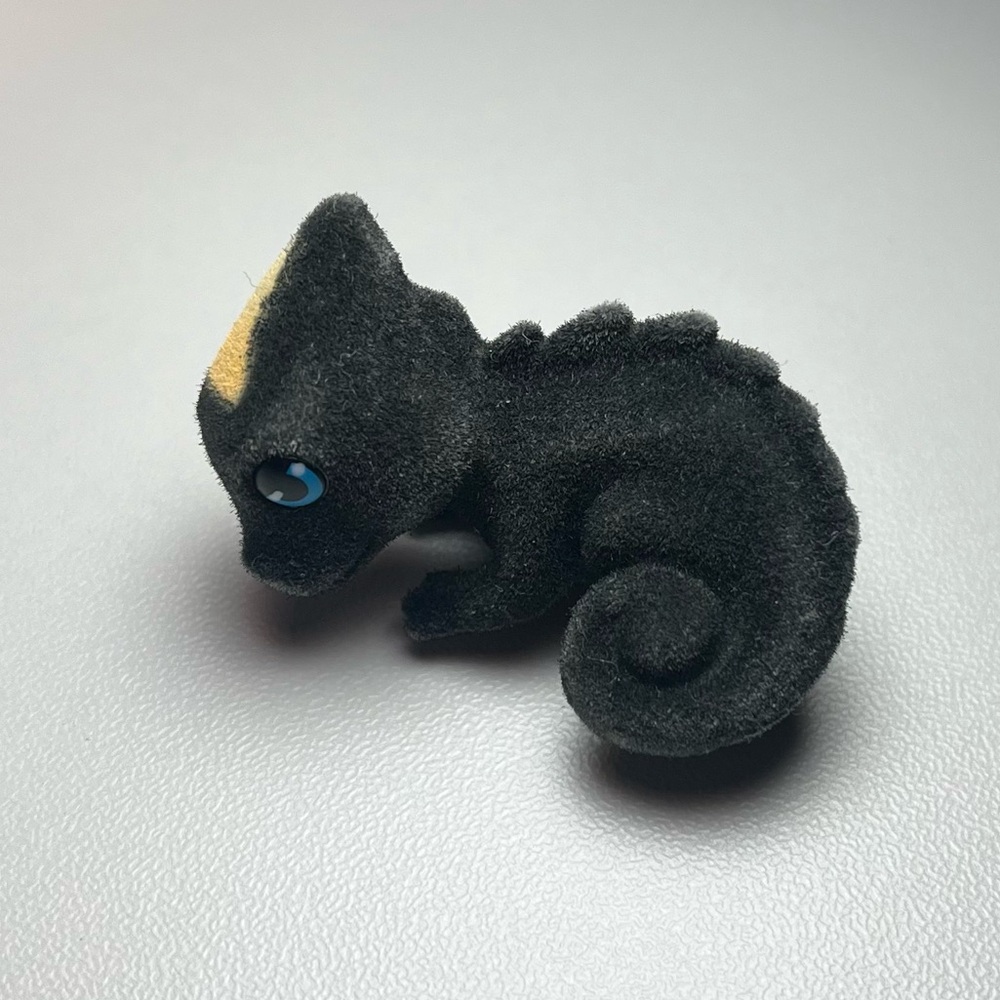 ❤️ Jungle In My Pocket Series 2 Flash Chroma Giant Chameleon Figure